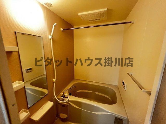 掛川市大坂アパート バス／シャワー