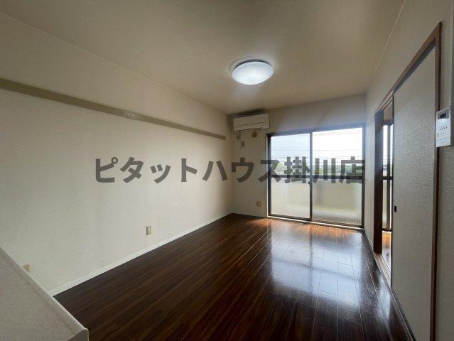 袋井市浅羽アパート リビング