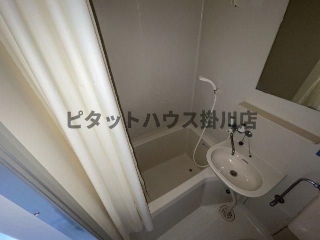 袋井市諸井アパート バス／シャワー