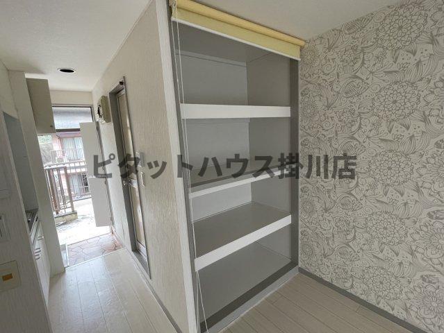 袋井市諸井アパート 収納