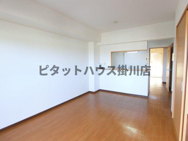 菊川市下平川マンション リビング
