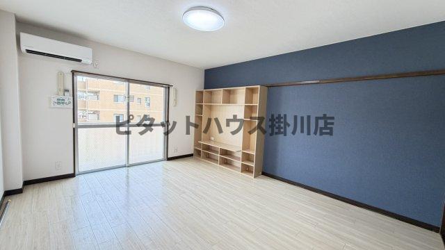 磐田市見付マンション リビング