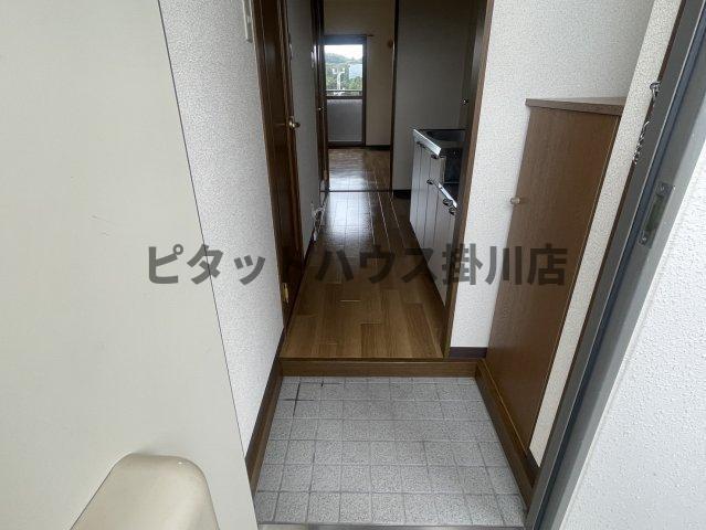 袋井市豊沢マンション 玄関