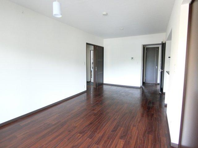 袋井市愛野南マンション リビング