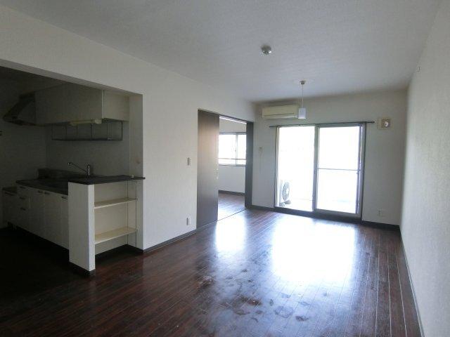 袋井市愛野南マンション リビング
