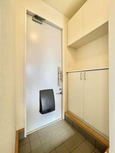 袋井市豊沢アパート 玄関