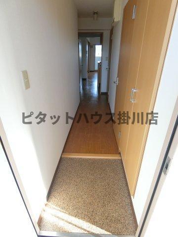 菊川市下平川マンション 玄関