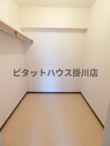 菊川市下平川マンション 収納