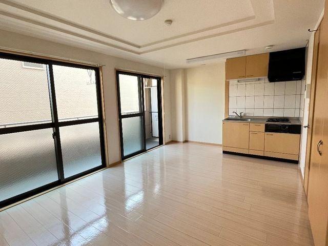 掛川市長谷マンション リビング