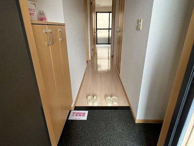 掛川市長谷マンション 玄関