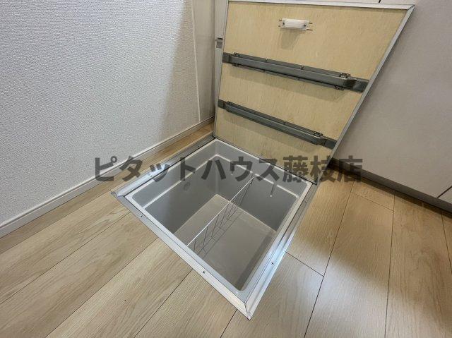 焼津市小川新町アパート 収納