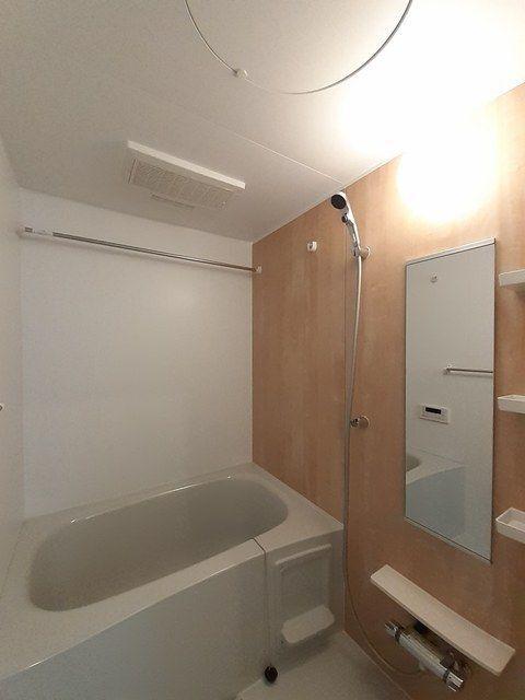袋井市小山アパート バス／シャワー