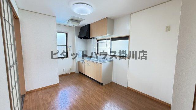 磐田市西貝塚アパート リビング