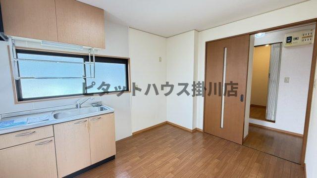 磐田市西貝塚アパート リビング