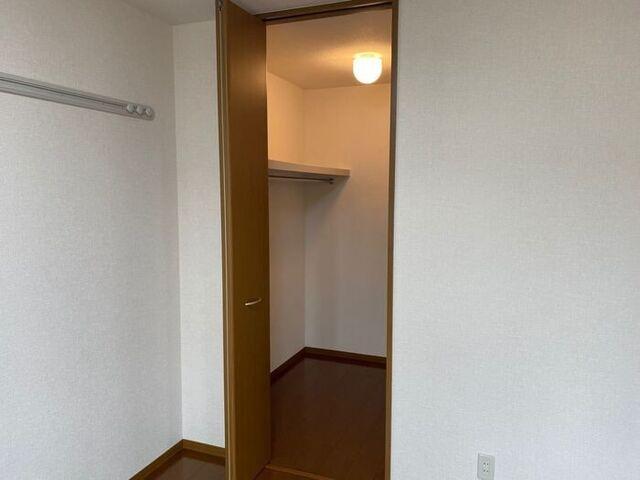 磐田市見付アパート 収納