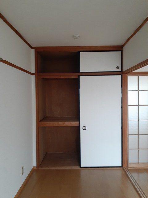 袋井市葵町アパート 収納