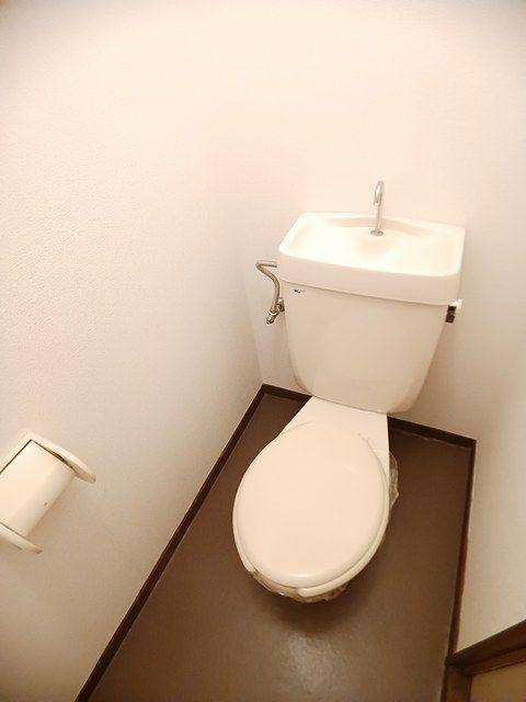 菊川市下平川アパート トイレ