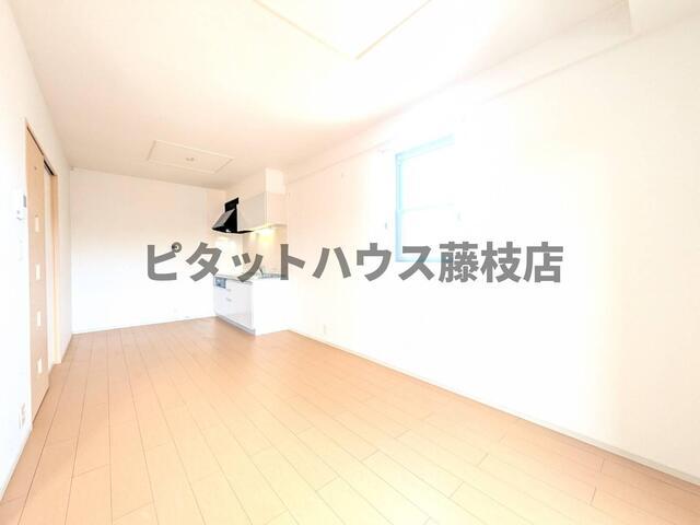 焼津市塩津アパート リビング