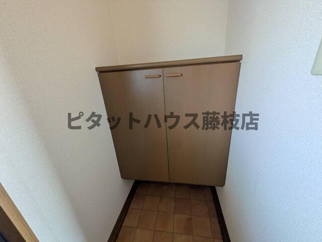 焼津市東小川アパート 収納
