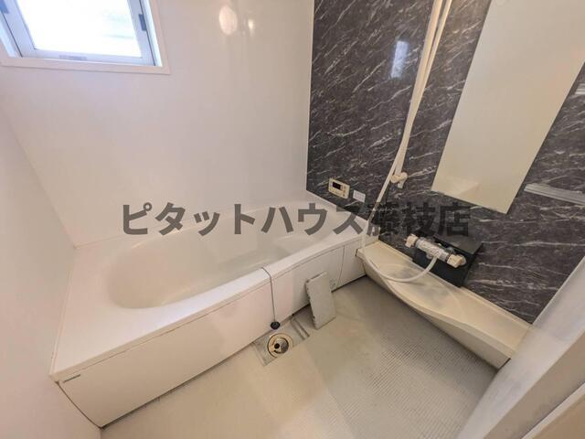 焼津市八楠アパート バス／シャワー