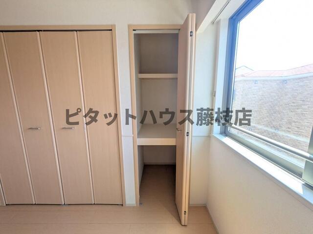 焼津市西小川アパート 収納