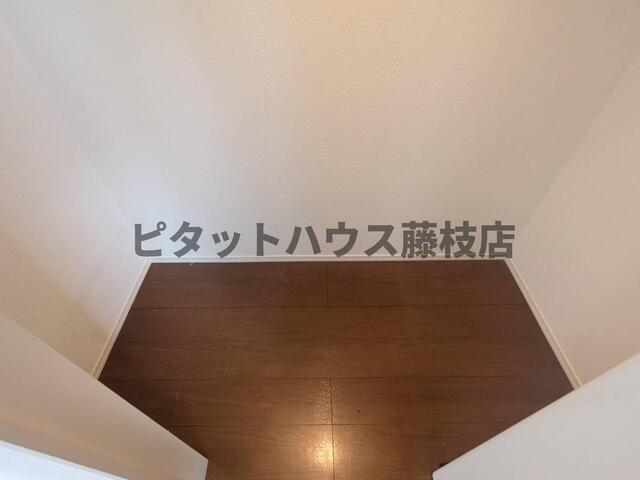 焼津市八楠アパート 収納