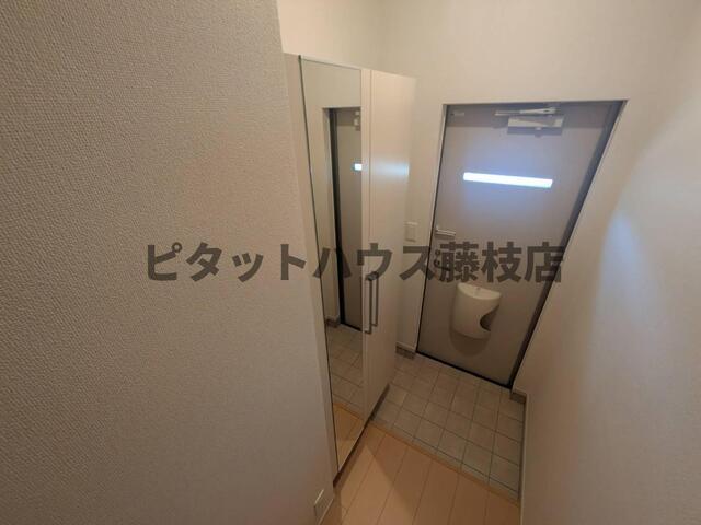 焼津市塩津アパート 玄関