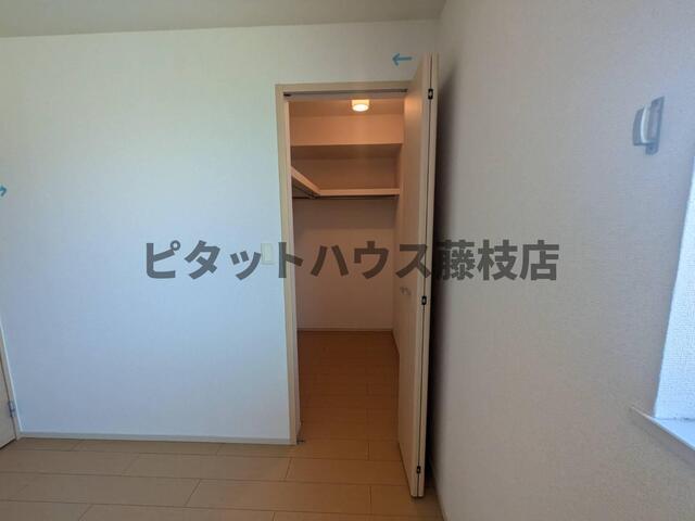 焼津市塩津アパート 収納