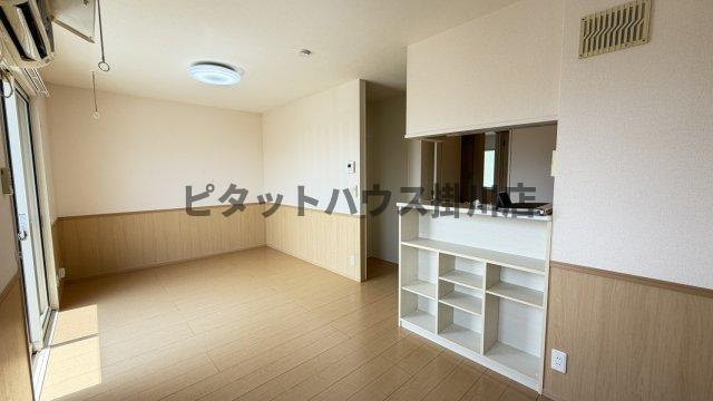 磐田市新貝アパート リビング