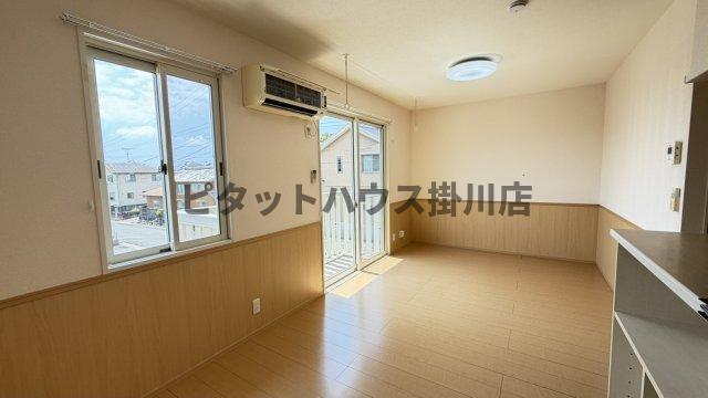 磐田市新貝アパート リビング