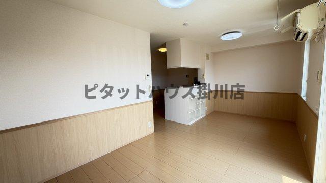 磐田市新貝アパート リビング