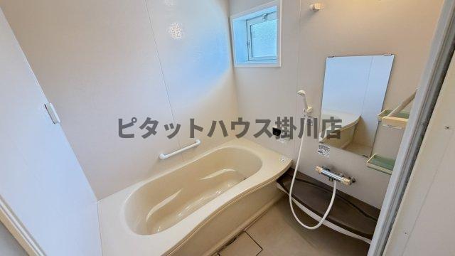 磐田市新貝アパート バス／シャワー