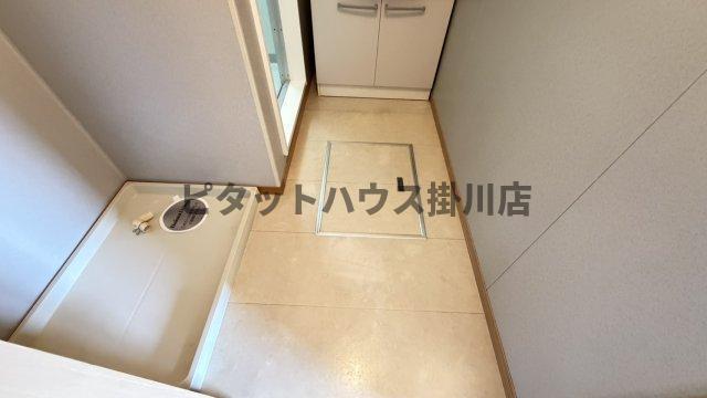 磐田市明ケ島原アパート 室内