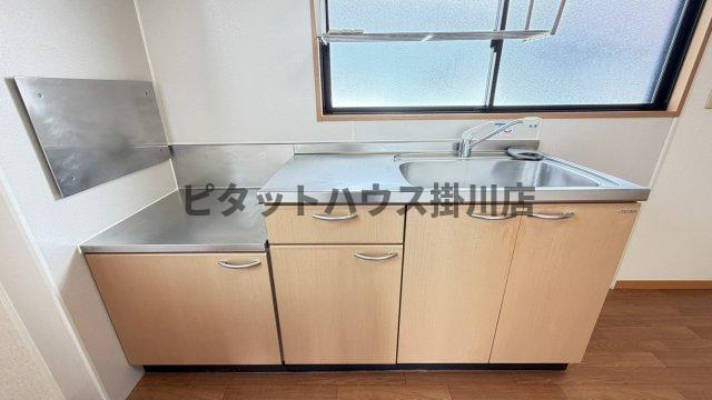 磐田市西貝塚アパート キッチン