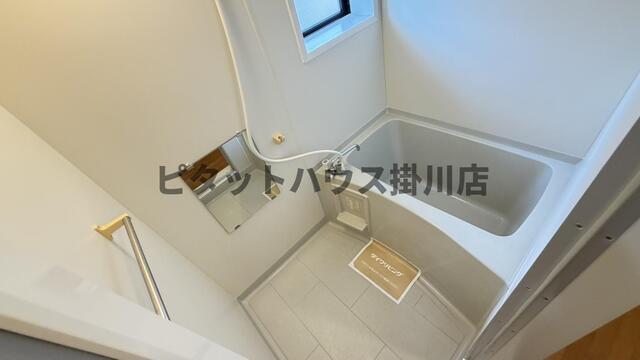 磐田市西貝塚アパート バス／シャワー