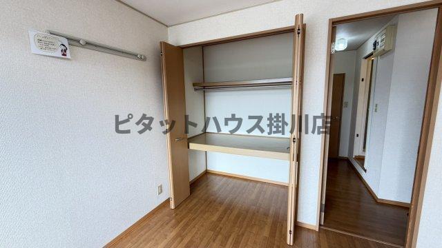 磐田市西貝塚アパート 収納