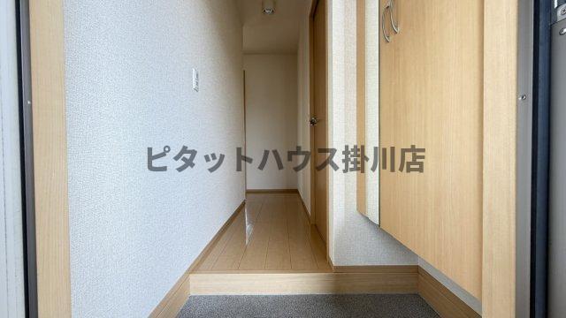 磐田市富士見台アパート 玄関