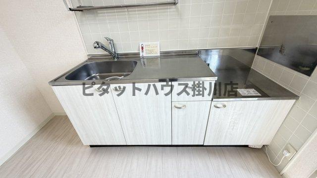 磐田市見付アパート キッチン