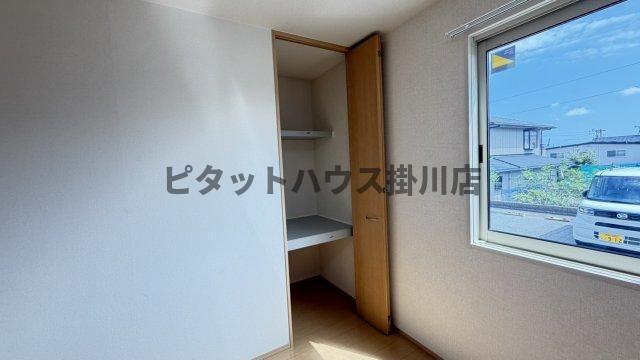 磐田市富士見台アパート 収納