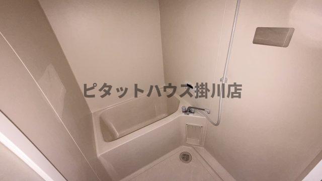袋井市堀越アパート バス／シャワー