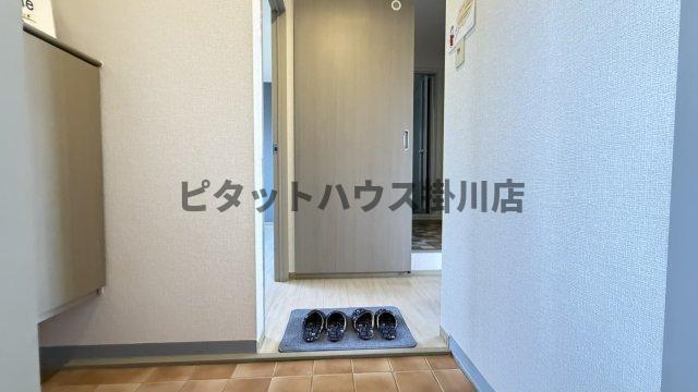 磐田市見付アパート 玄関