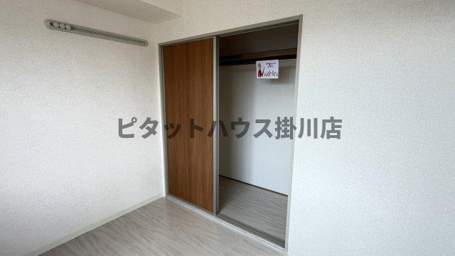 磐田市見付アパート 収納