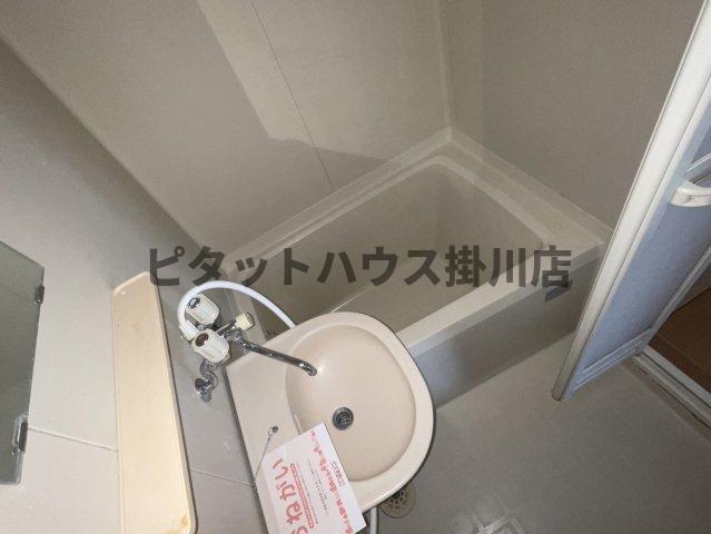 袋井市浅名アパート バス／シャワー