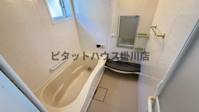 磐田市安久路アパート バス／シャワー