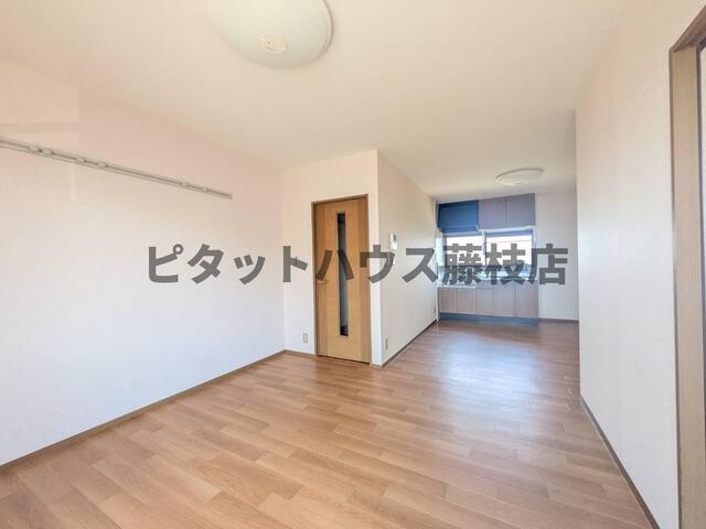藤枝市高柳アパート リビング