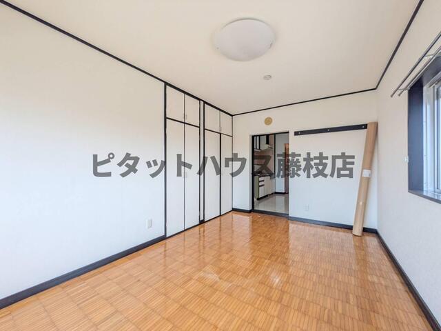 藤枝市瀬戸新屋マンション リビング