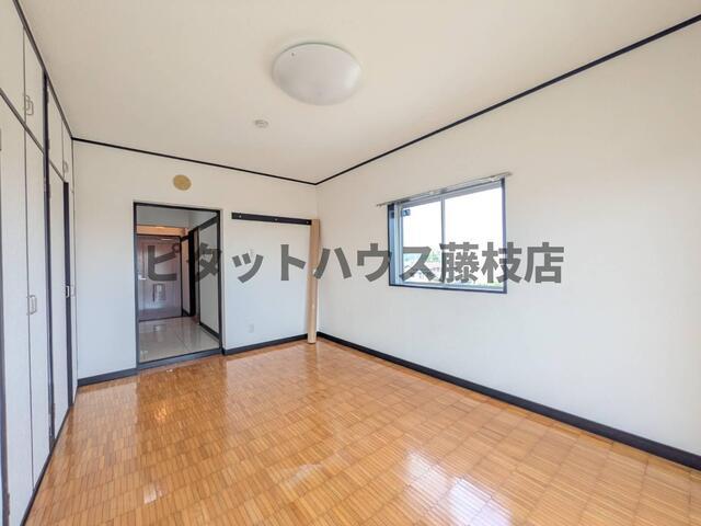 藤枝市瀬戸新屋マンション リビング