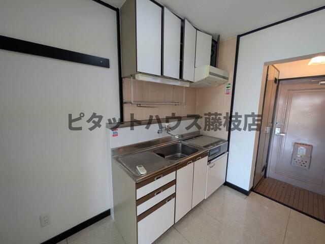 藤枝市瀬戸新屋マンション キッチン