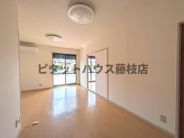 藤枝市高岡アパート リビング