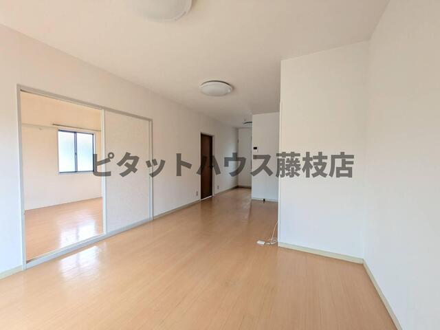 藤枝市高岡アパート リビング